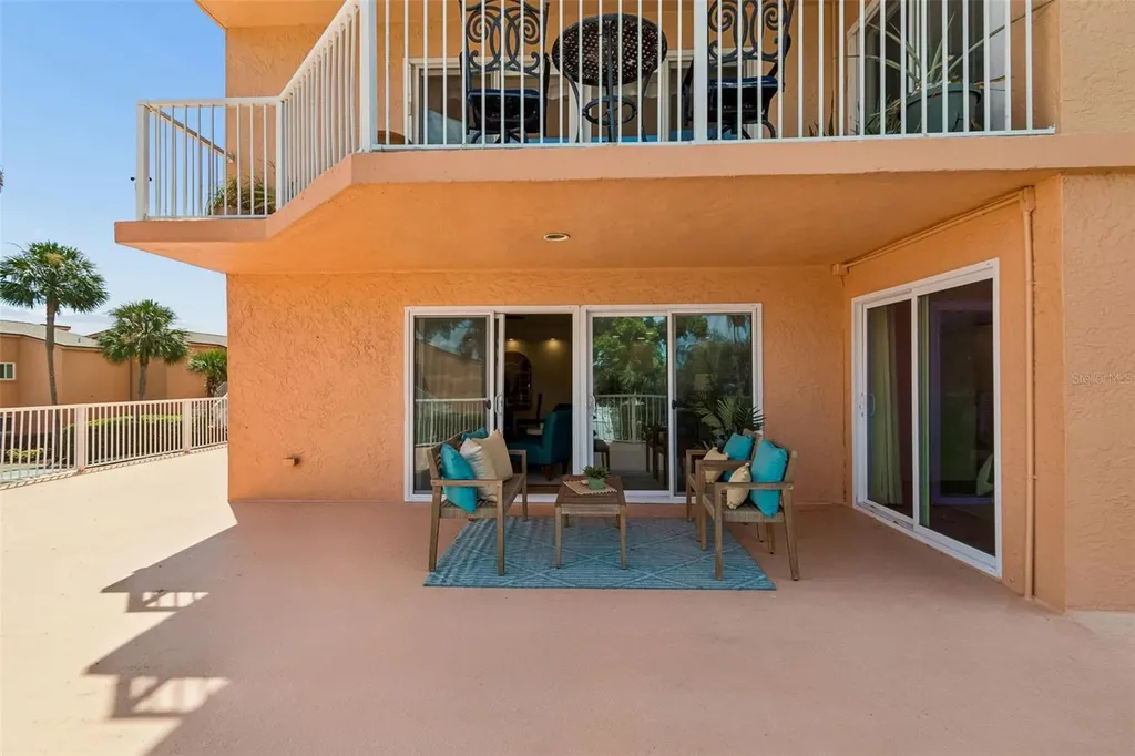 7430 Sunshine Skyway Lane S St Petersburg FL 33711