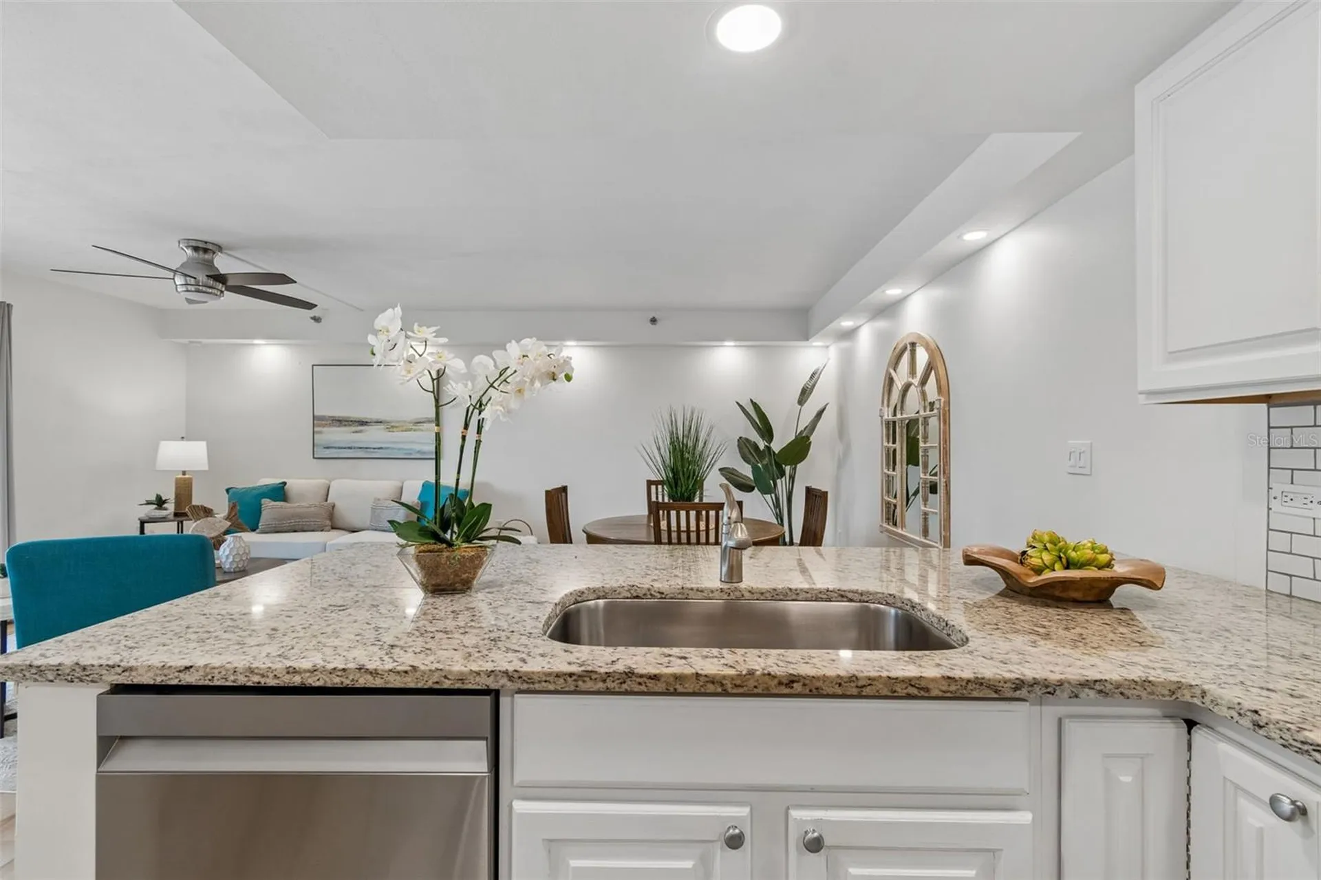 7430 Sunshine Skyway Lane S St Petersburg FL 33711