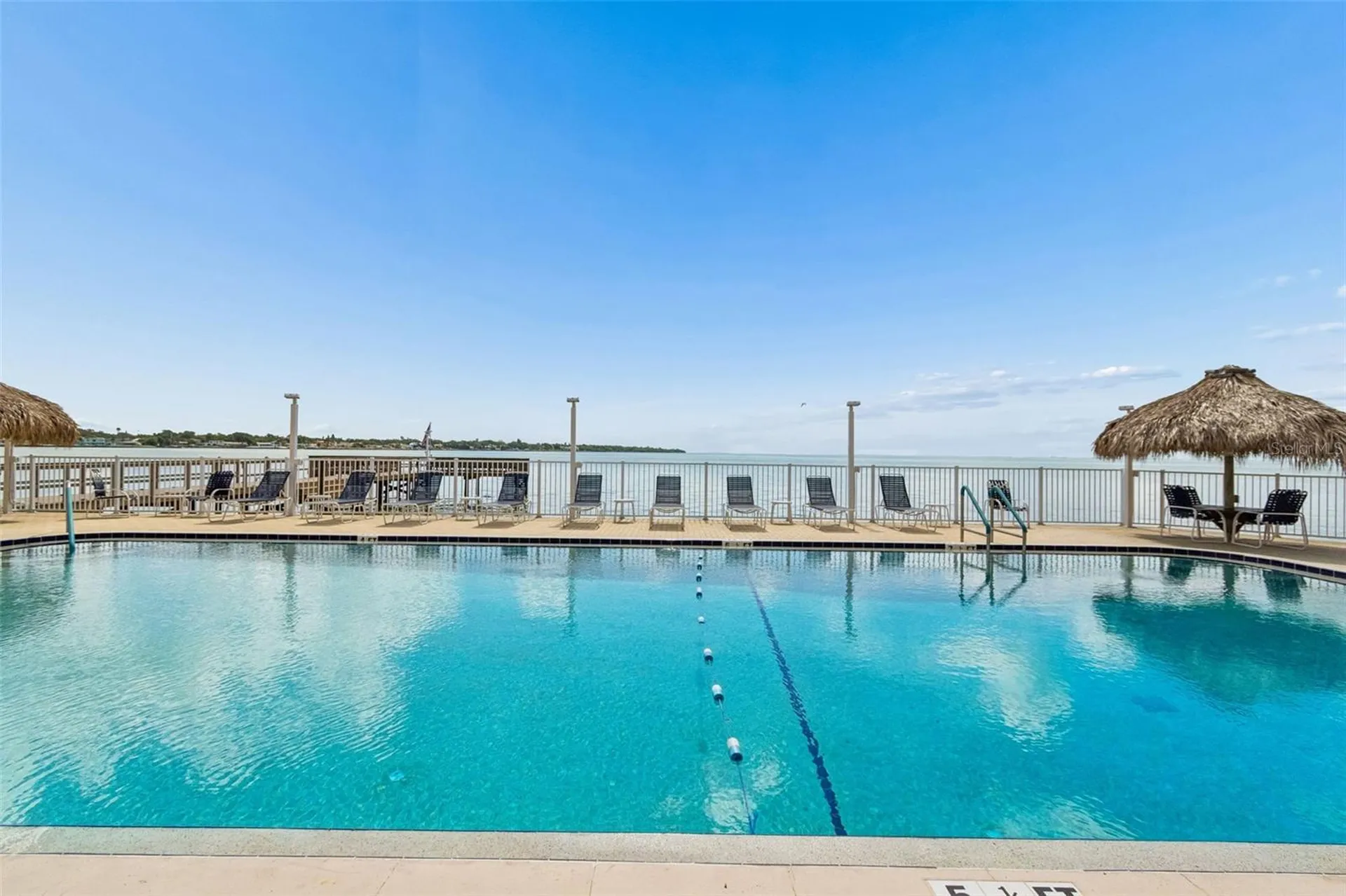 7430 Sunshine Skyway Lane S St Petersburg FL 33711