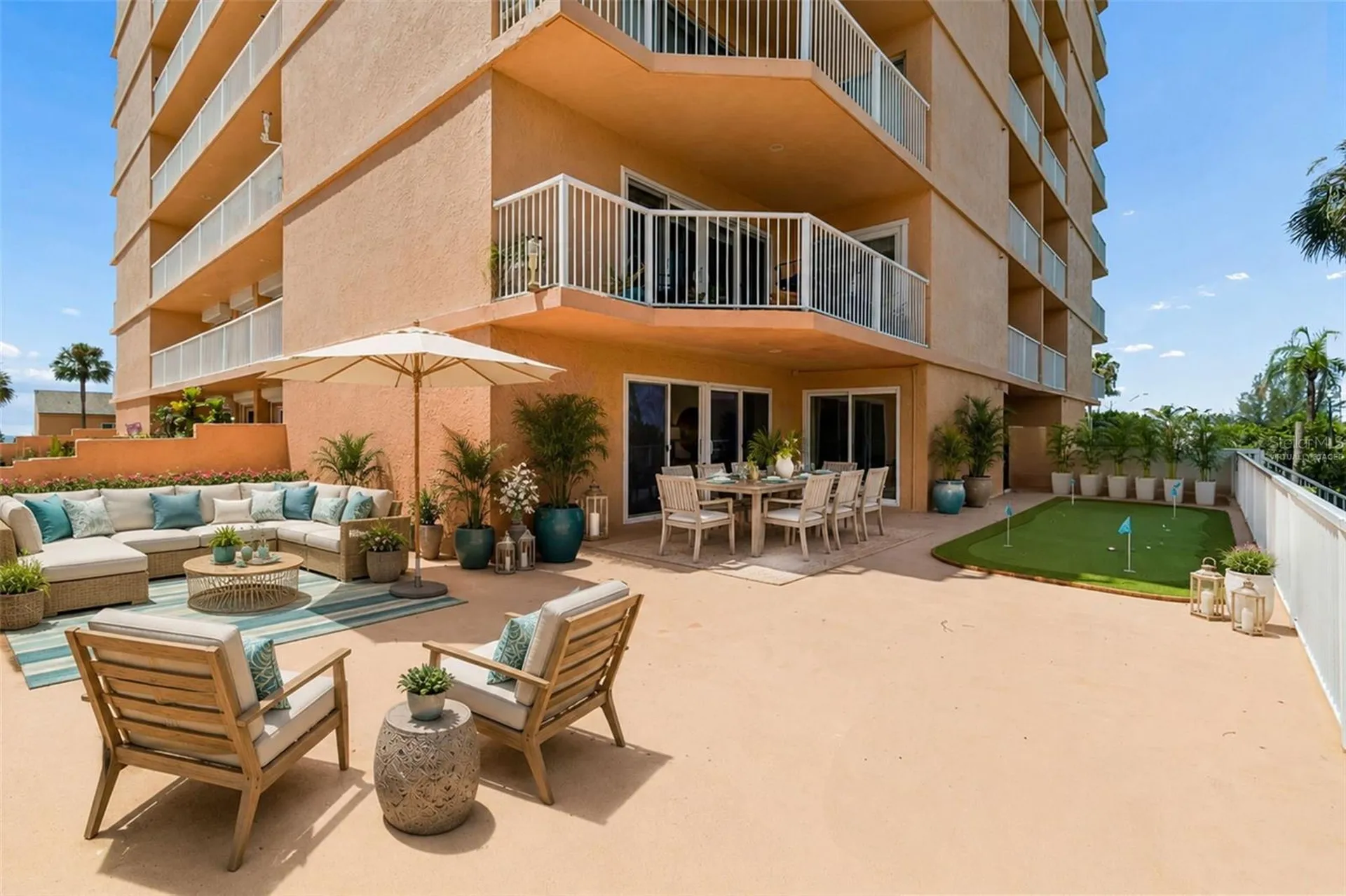 7430 Sunshine Skyway Lane S St Petersburg FL 33711