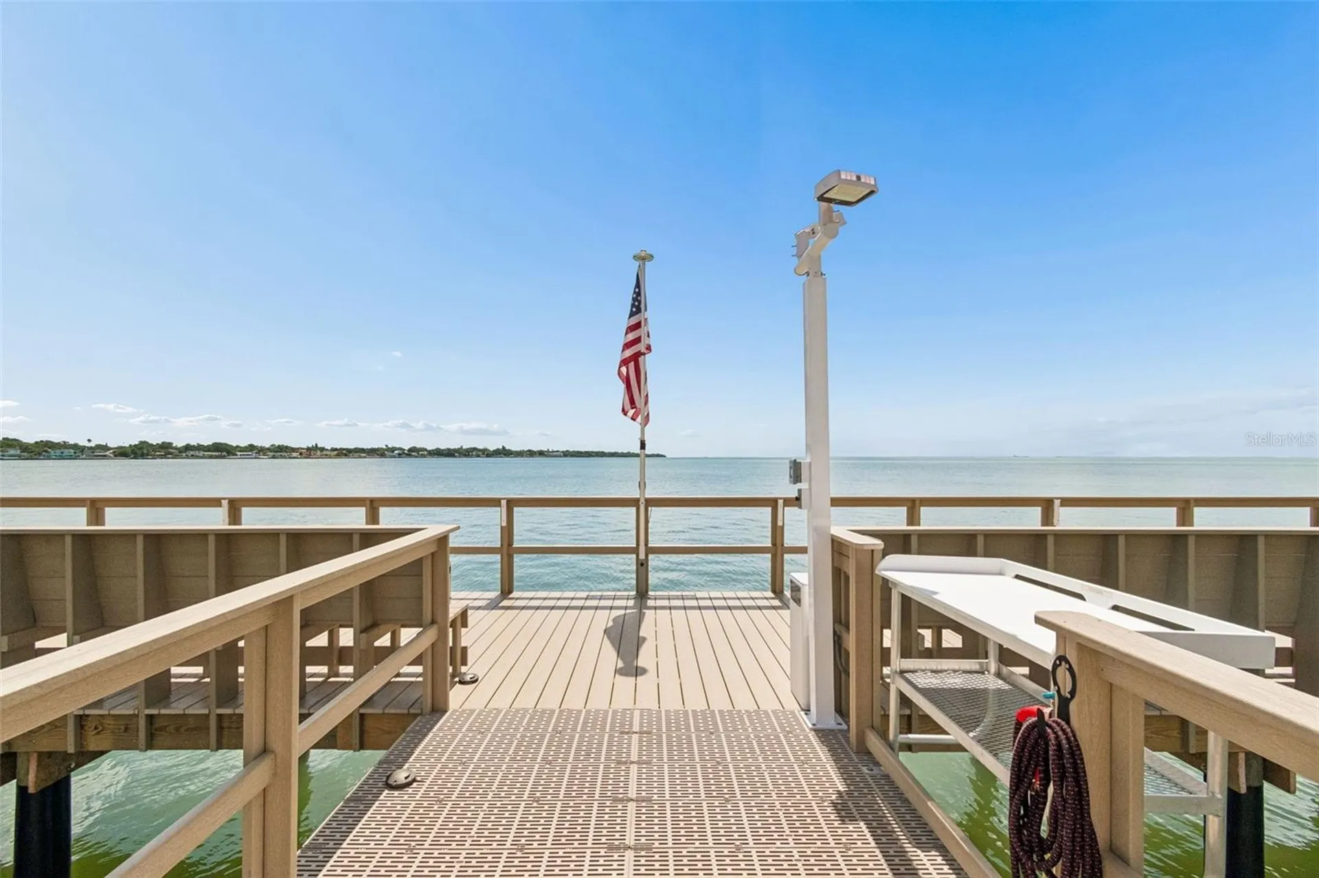 7430 Sunshine Skyway Lane S St Petersburg FL 33711