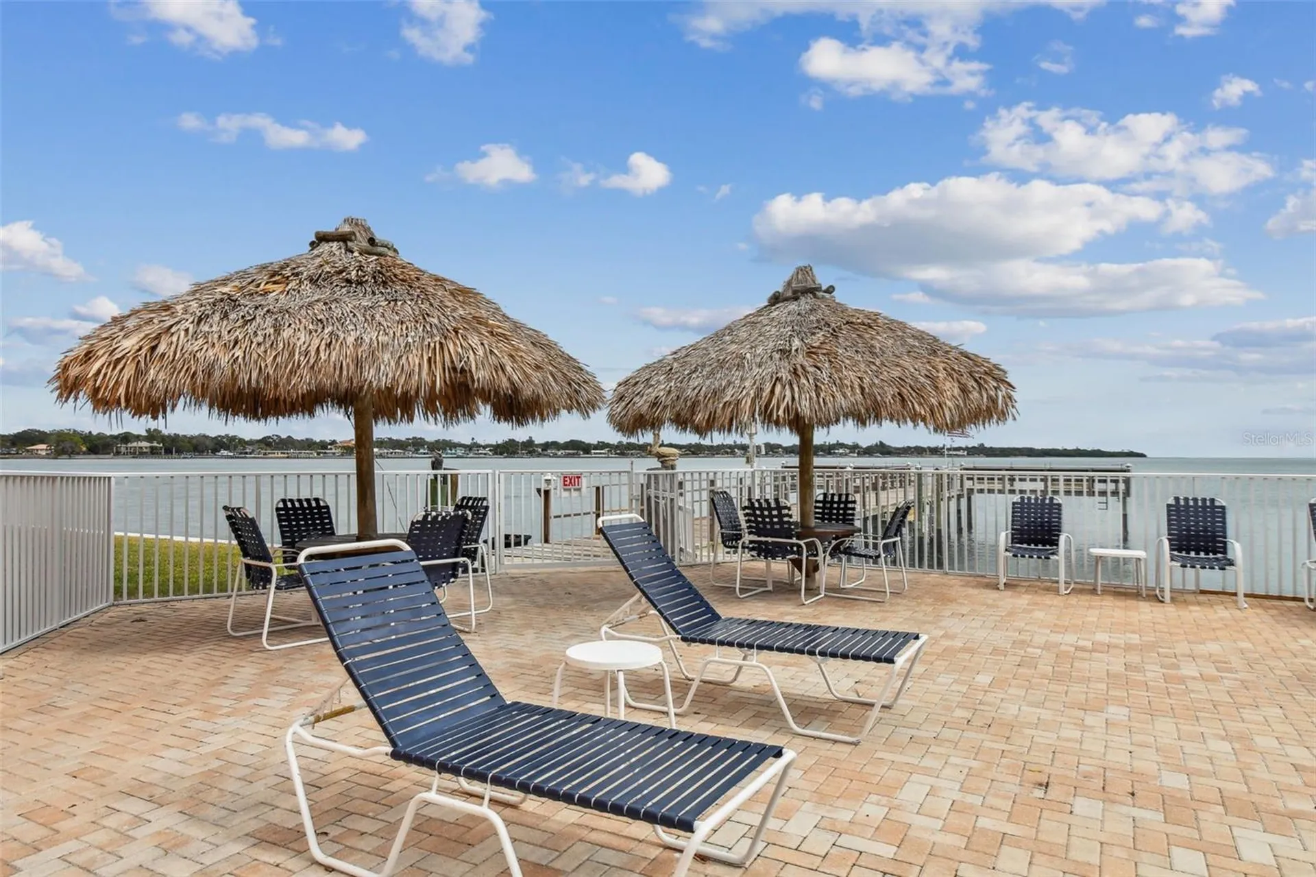 7430 Sunshine Skyway Lane S St Petersburg FL 33711