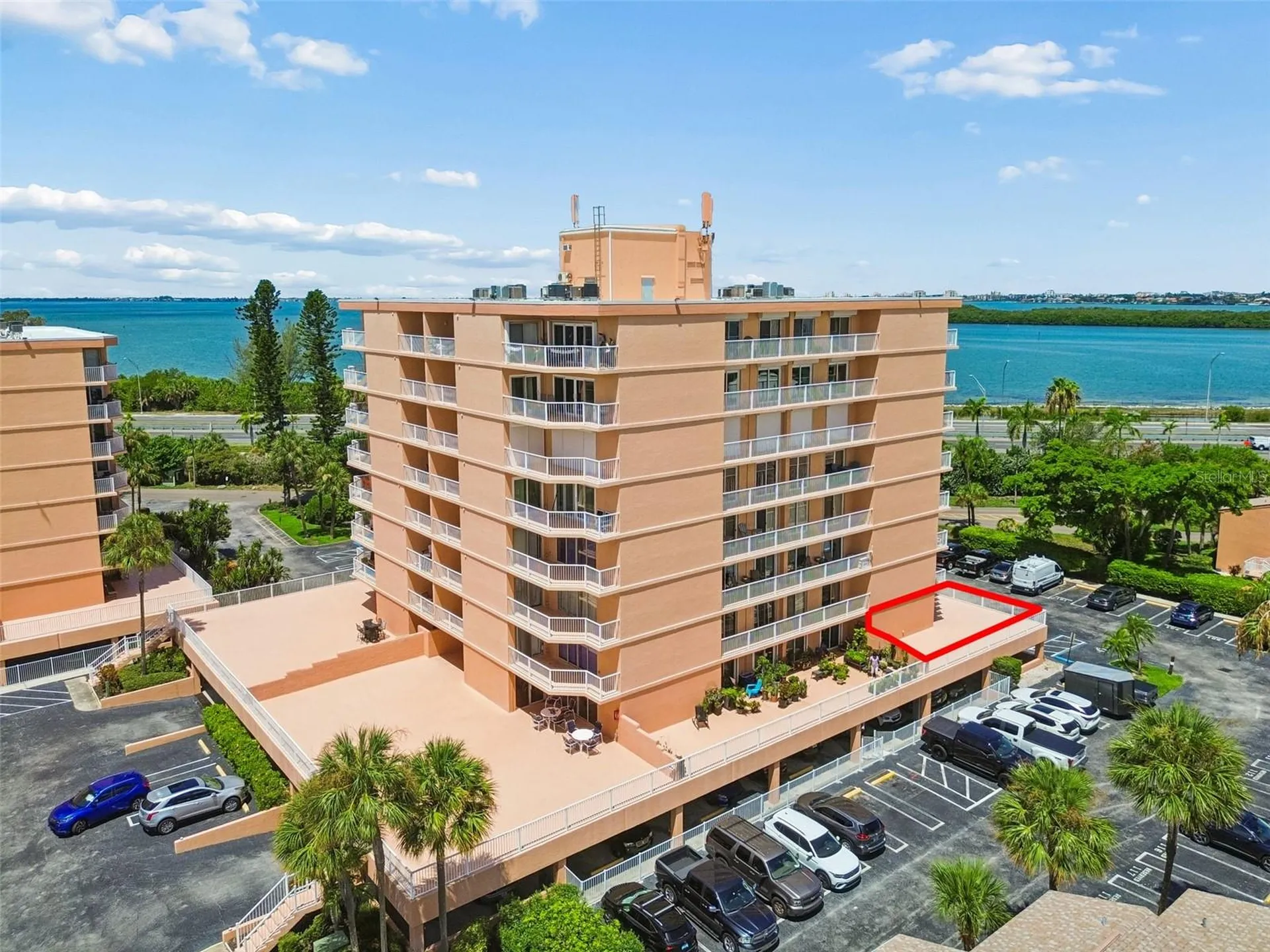 7430 Sunshine Skyway Lane S St Petersburg FL 33711