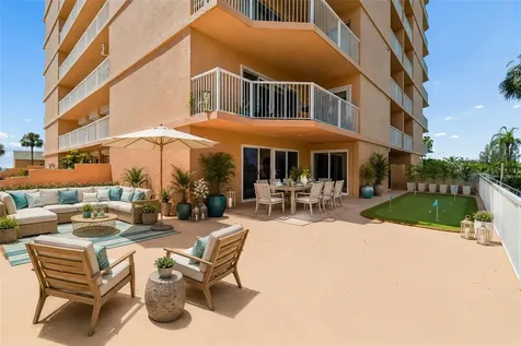 7430 Sunshine Skyway Lane S St Petersburg FL 33711
