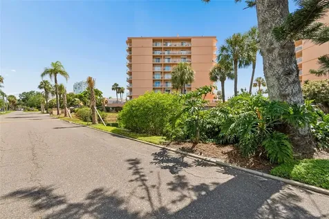 7430 Sunshine Skyway Lane S St Petersburg FL 33711
