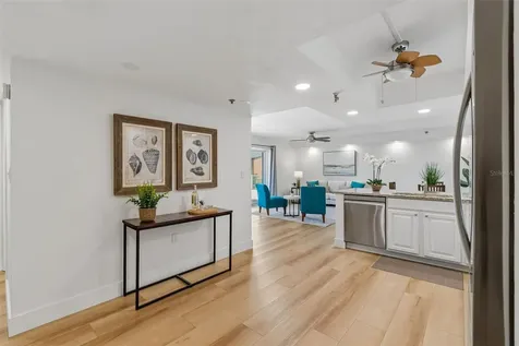 7430 Sunshine Skyway Lane S St Petersburg FL 33711