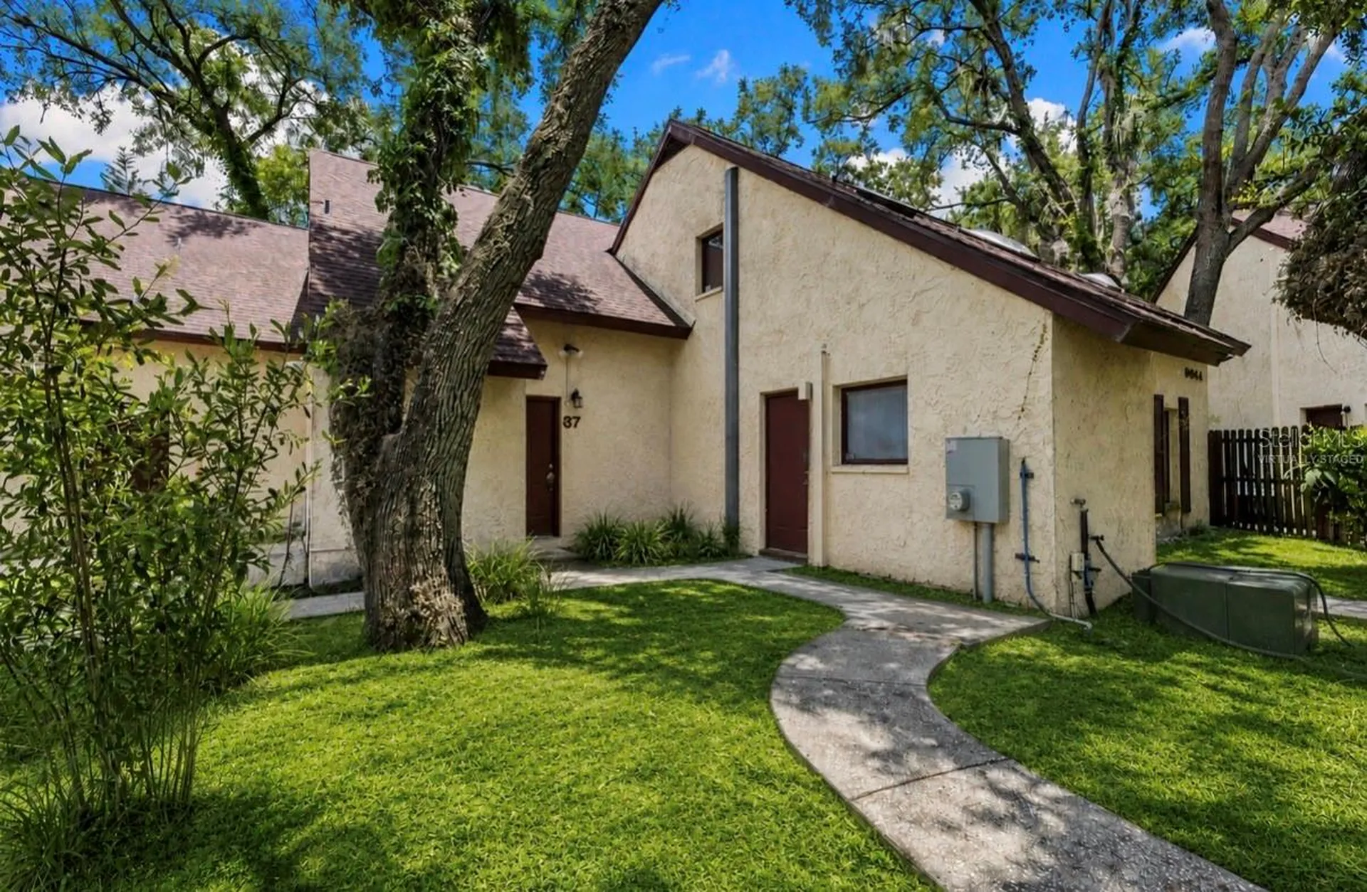 5641 Ashley Oaks Drive Tampa FL 33617