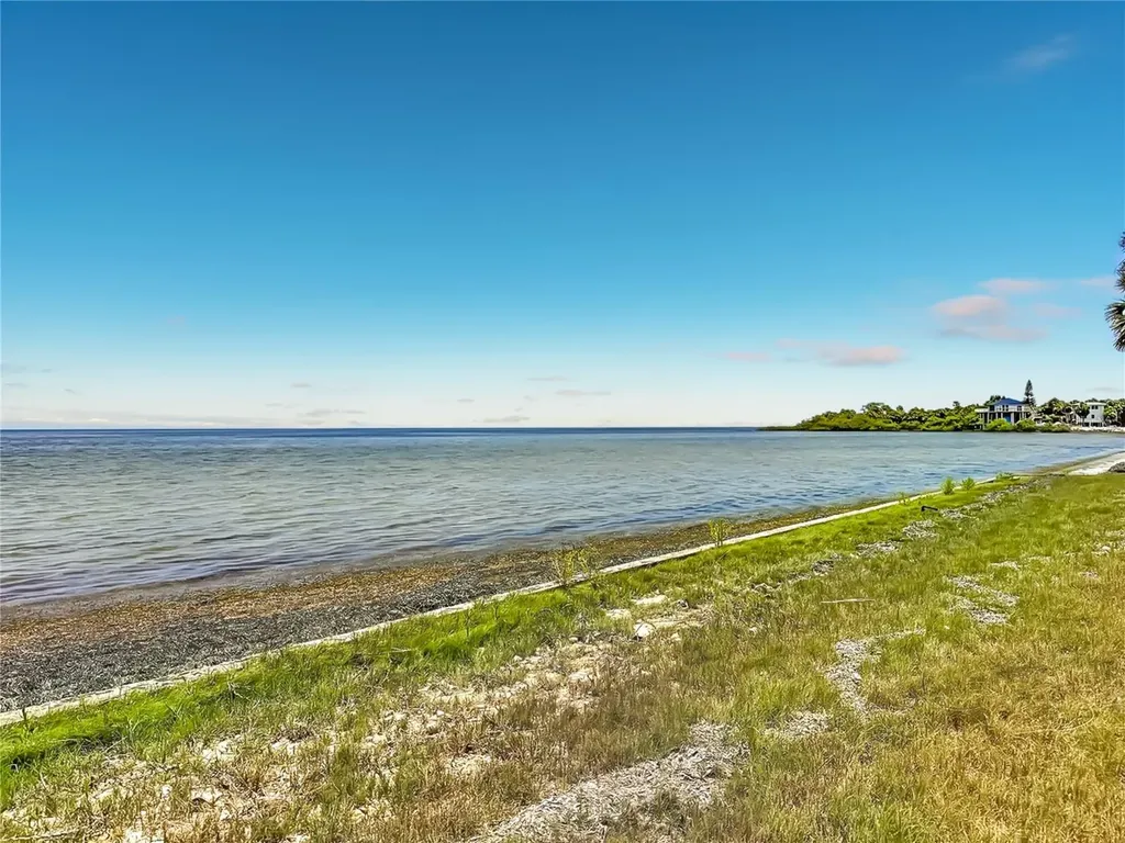 3447 Bayview Avenue Weeki Wachee FL 34607