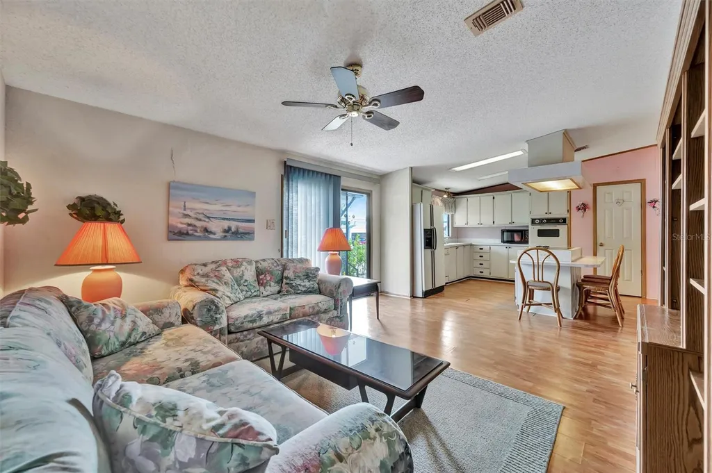 236 N Saint Thomas Circle Apollo Beach FL 33572