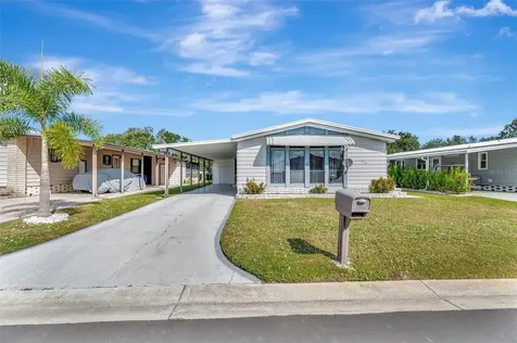 236 N Saint Thomas Circle Apollo Beach FL 33572