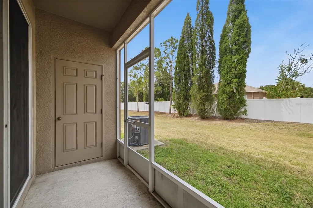 6924 Towering Spruce Drive Riverview FL 33578