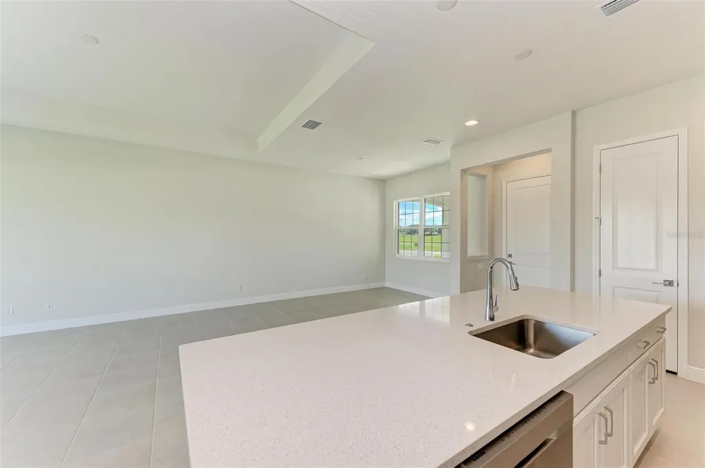 4324 Sea Marsh Place Parrish FL 34219