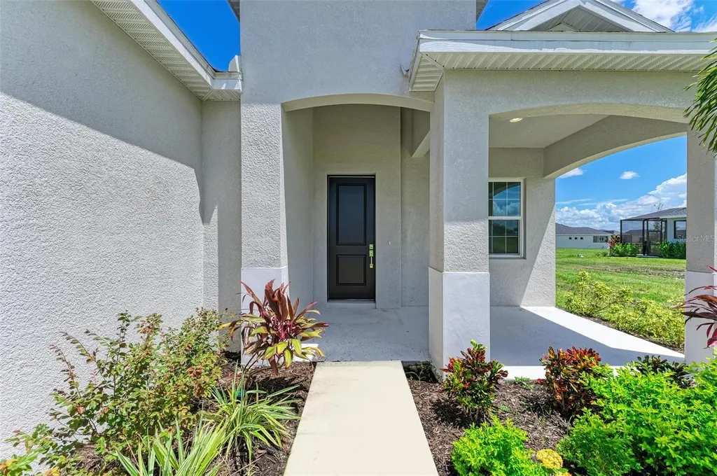 4324 Sea Marsh Place Parrish FL 34219