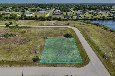 3801 NW 41st Street Cape Coral FL 33993