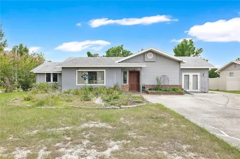 1420 E 8th Avenue Mount Dora FL 32757