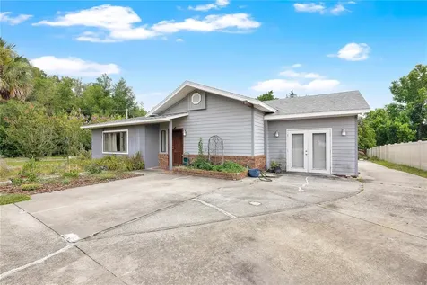 1420 E 8th Avenue Mount Dora FL 32757