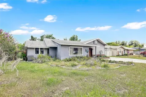 1420 E 8th Avenue Mount Dora FL 32757