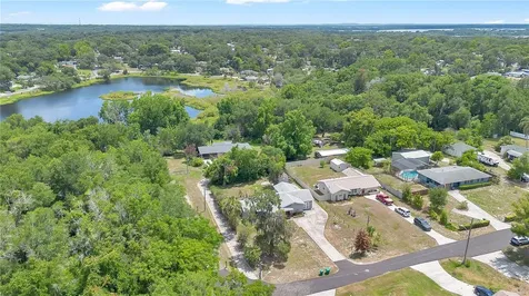 1420 E 8th Avenue Mount Dora FL 32757