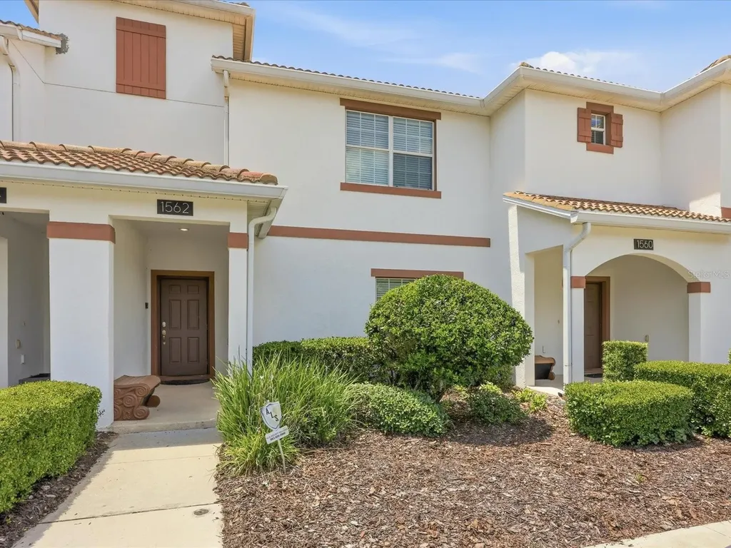 1562 Moon Valley Drive Davenport FL 33896