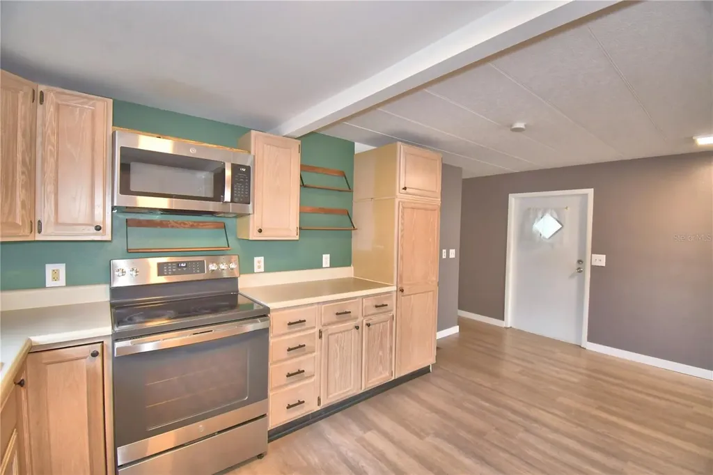 111 Paradise Lane Auburndale FL 33823