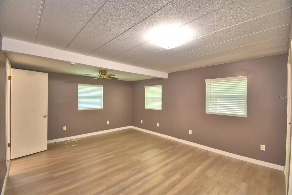 111 Paradise Lane Auburndale FL 33823