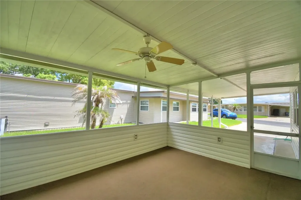 111 Paradise Lane Auburndale FL 33823