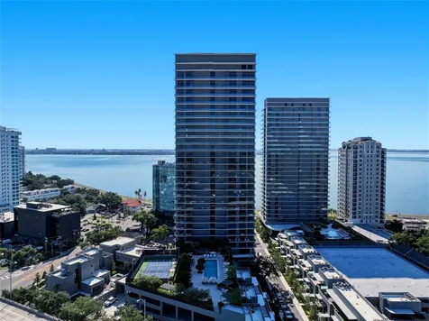 3015 S Ysabella Avenue Tampa FL 33629