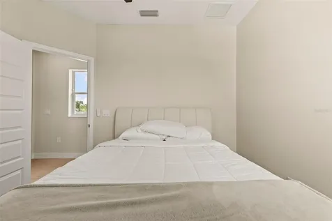2110 W Palmetto Street Tampa FL 33607