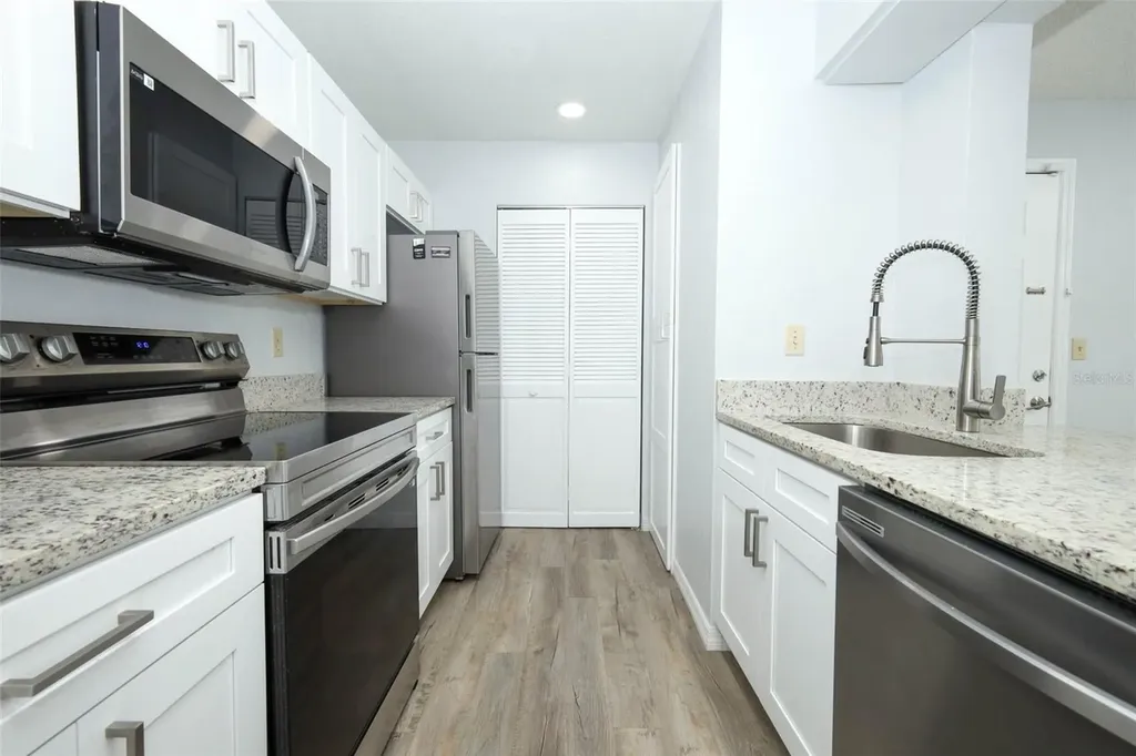 2550 N Alafaya Trail Orlando FL 32826