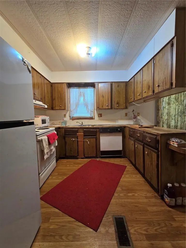3265 SE 132nd Place Belleview FL 34420