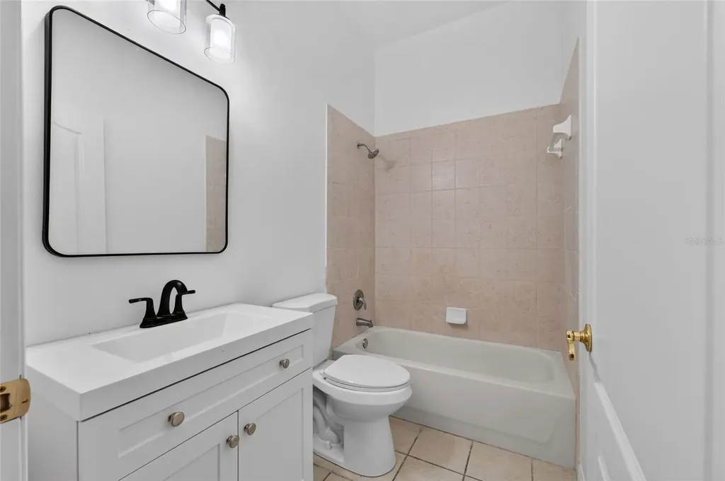 914 SW 83rd Terrace Gainesville FL 32607
