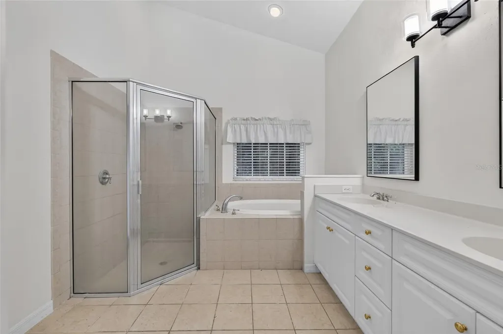 914 SW 83rd Terrace Gainesville FL 32607
