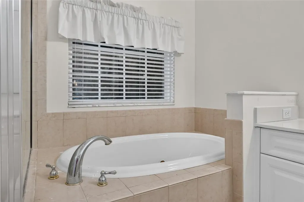 914 SW 83rd Terrace Gainesville FL 32607