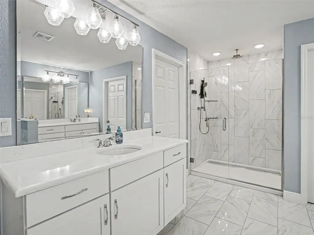 5270 Obsidian Gate Drive Mount Dora FL 32757
