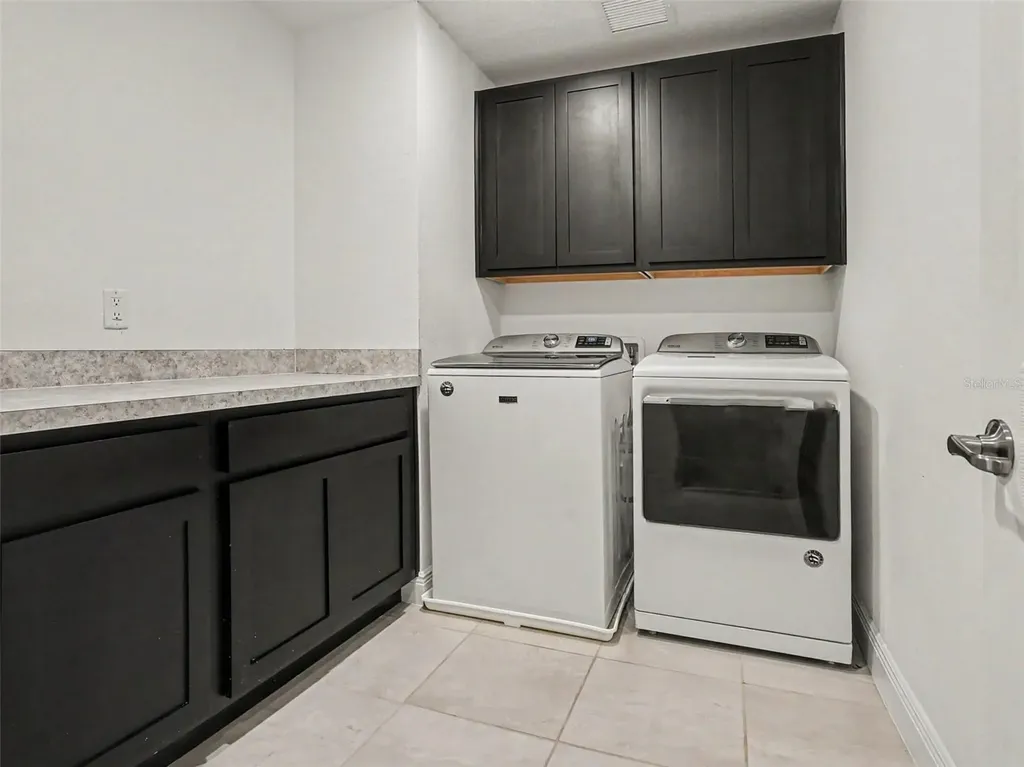 5270 Obsidian Gate Drive Mount Dora FL 32757
