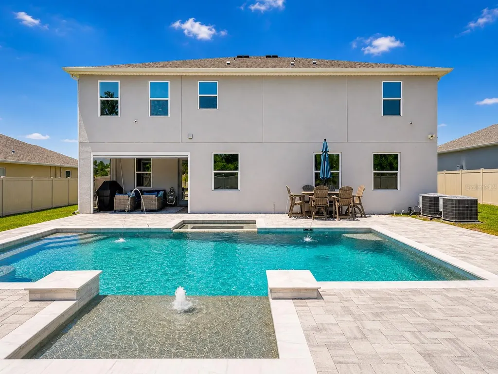 5270 Obsidian Gate Drive Mount Dora FL 32757
