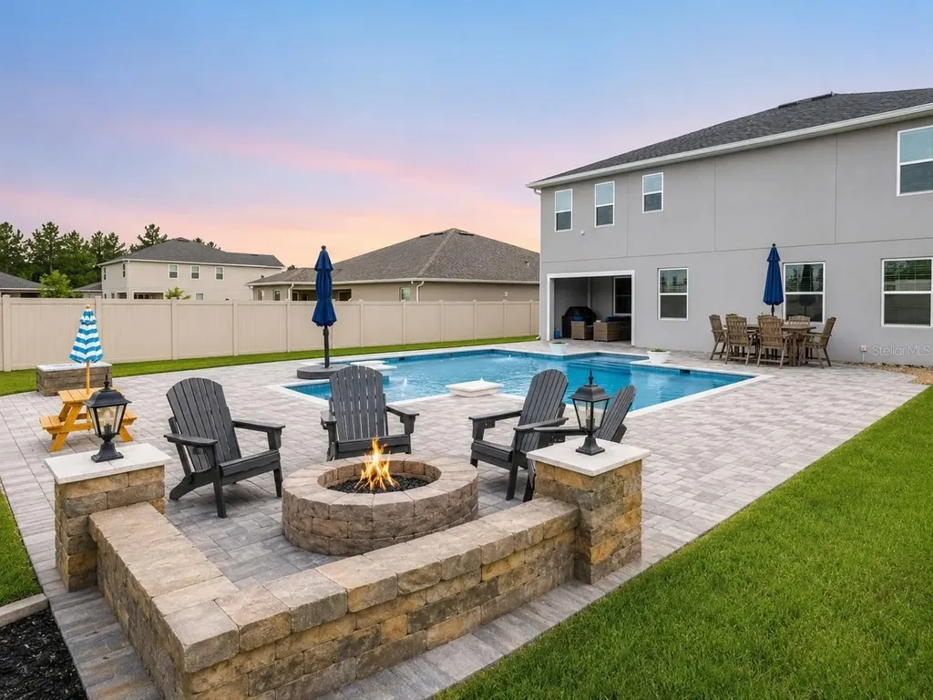 5270 Obsidian Gate Drive Mount Dora FL 32757