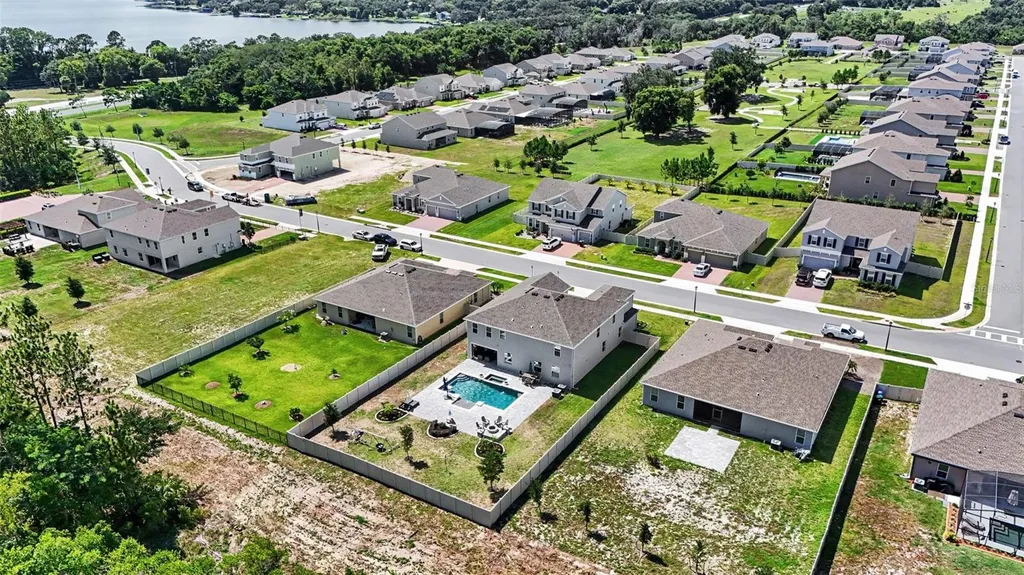 5270 Obsidian Gate Drive Mount Dora FL 32757