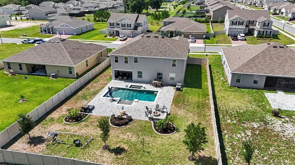 5270 Obsidian Gate Drive Mount Dora FL 32757