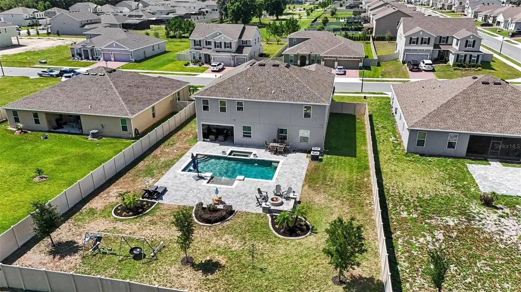5270 Obsidian Gate Drive Mount Dora FL 32757