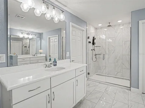 5270 Obsidian Gate Drive Mount Dora FL 32757