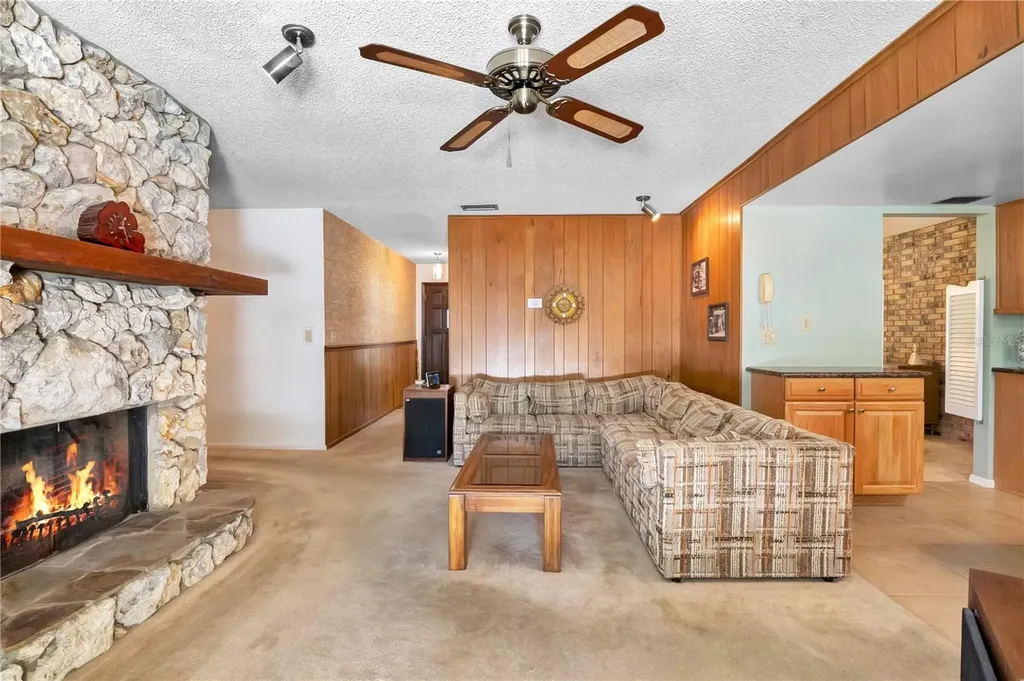 2611 Lake Margaret Drive Orlando FL 32806