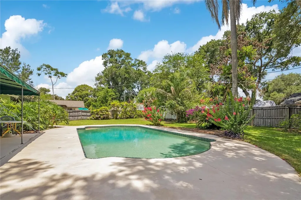 2611 Lake Margaret Drive Orlando FL 32806