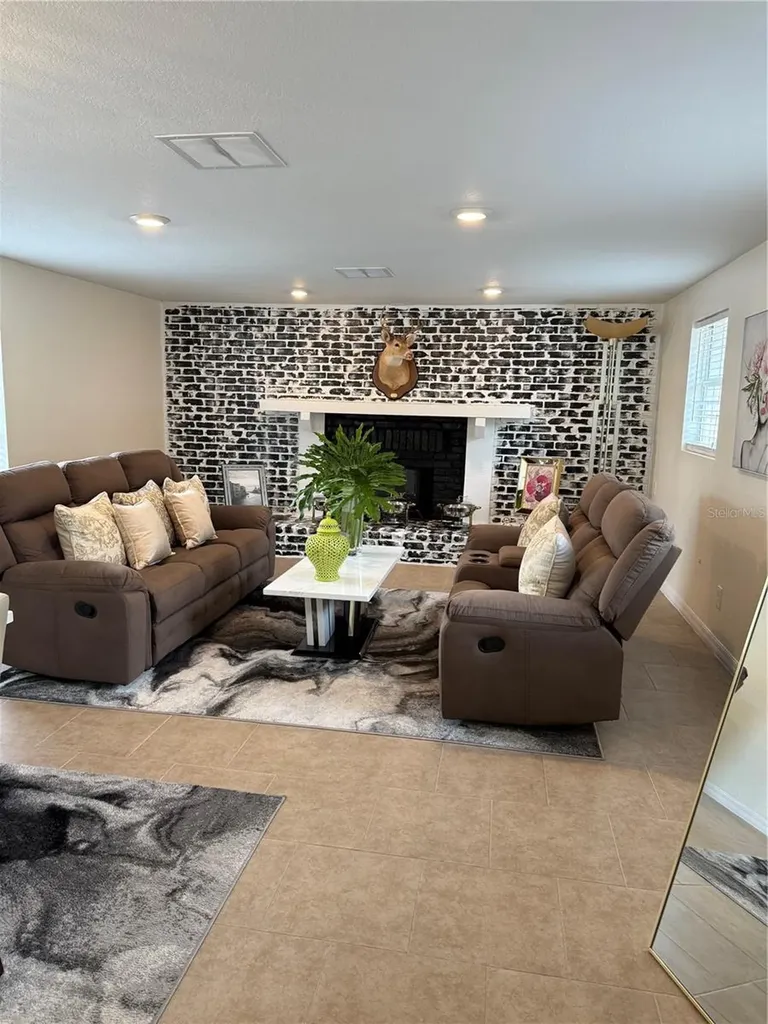 5408 Eureka Springs Road Tampa FL 33610
