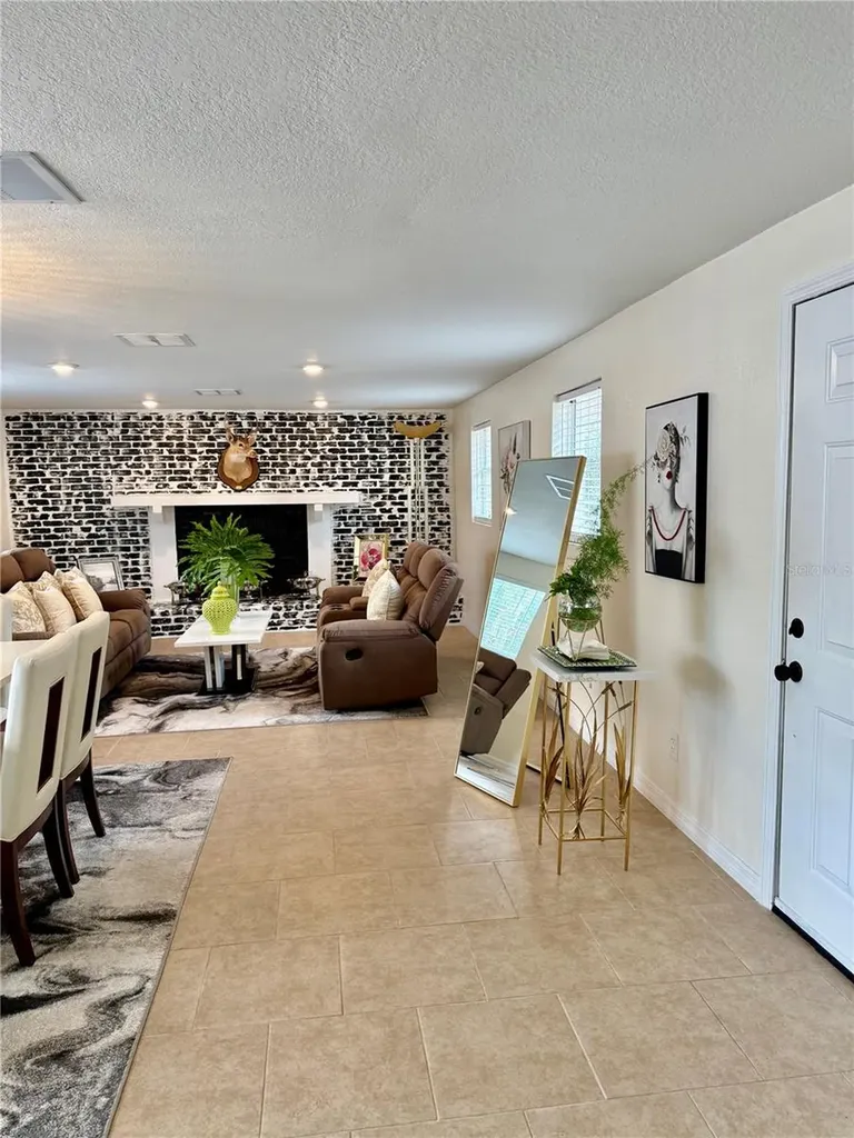 5408 Eureka Springs Road Tampa FL 33610