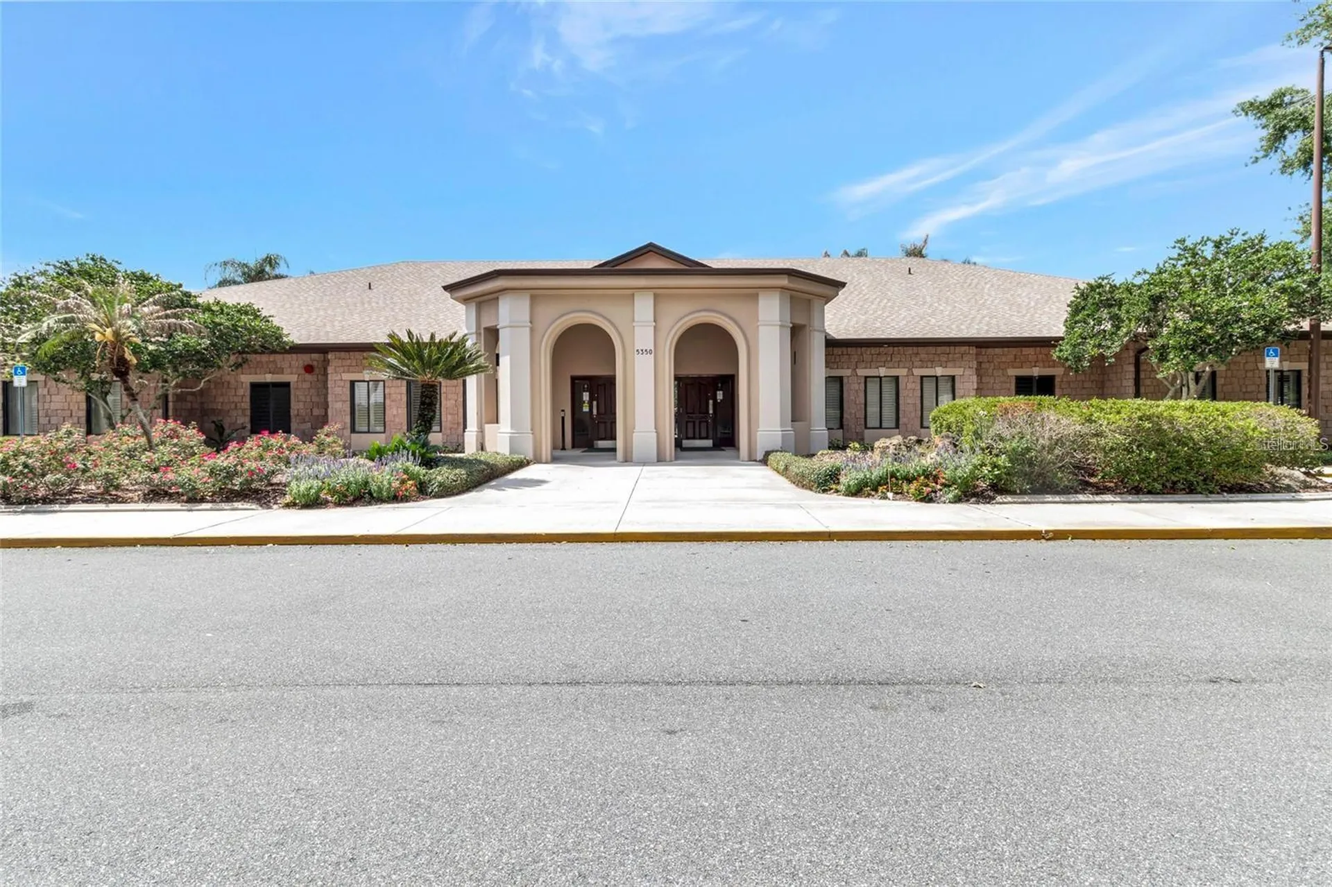 20538 Queen Alexandra Drive Leesburg FL 34748