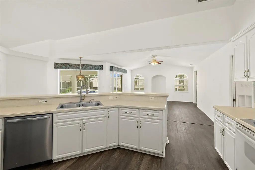 4 Rainstone Lane Palm Coast FL 32164