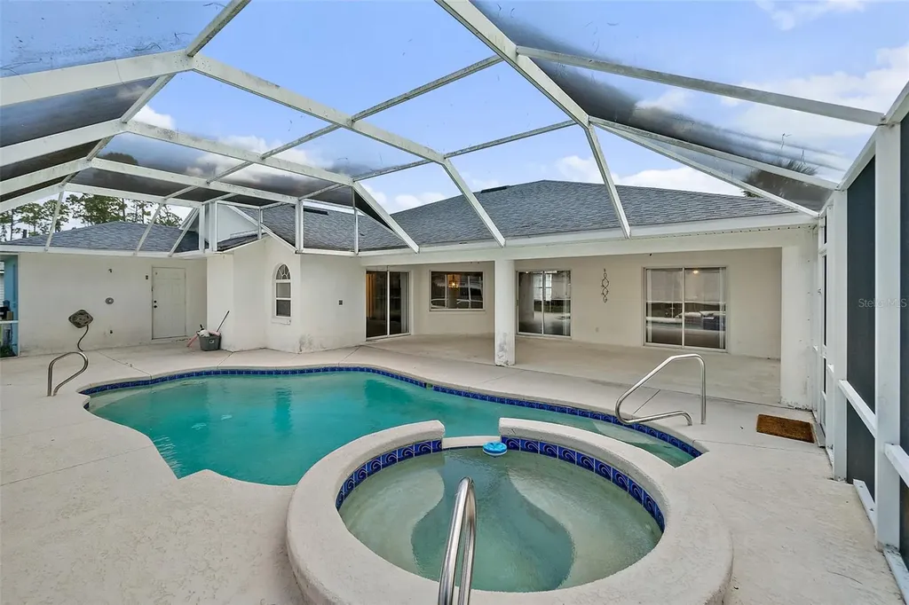 4 Rainstone Lane Palm Coast FL 32164