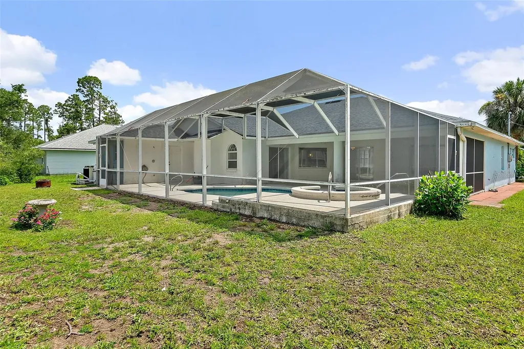 4 Rainstone Lane Palm Coast FL 32164