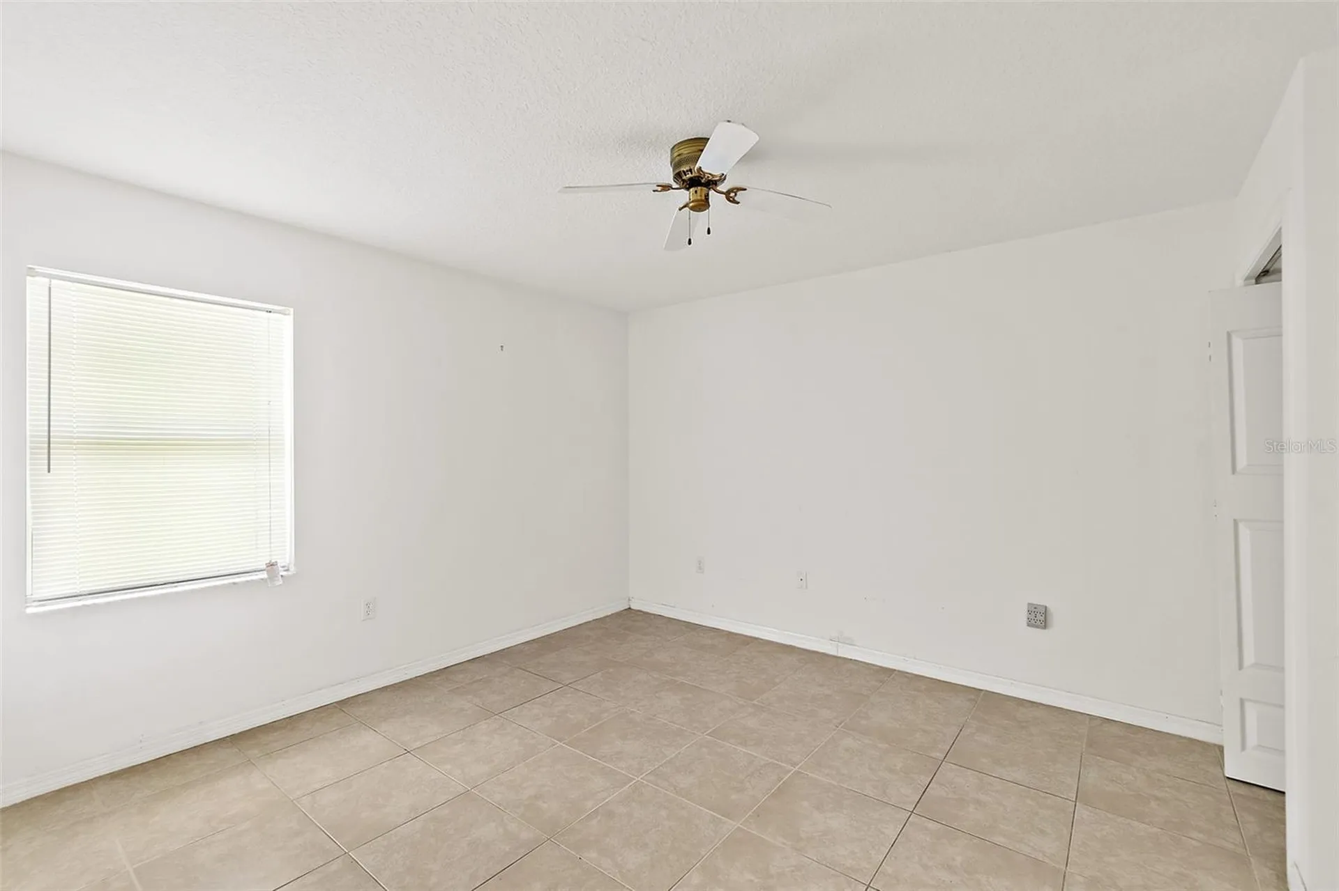 4 Rainstone Lane Palm Coast FL 32164